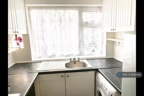 undefined, Eversley Avenue, Barnehurst, DA7