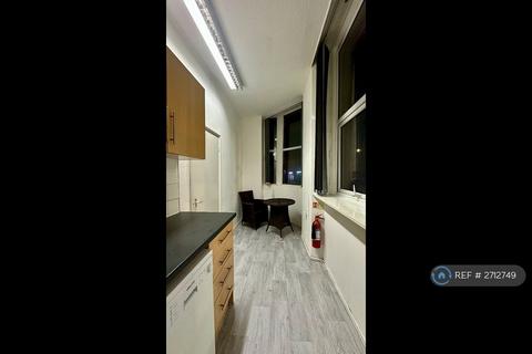 1 bedroom flat to rent, George Street, Halifax, HX1
