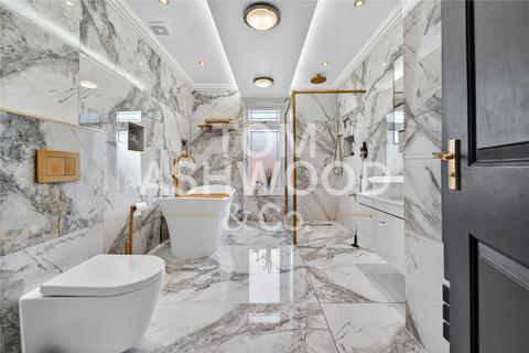 4 bedroom end of terrace house for sale, Melford Avenue, Leftley Estate, Barking, IG11