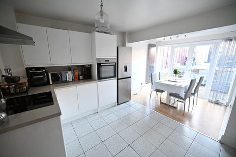 2 bedroom terraced house for sale, Chelmsford Road, Rochester ME2