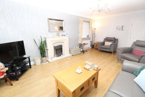 3 bedroom detached house for sale, Baslow Close, Bloxwich, Walsall, WS3