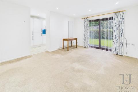 undefined, Shrimpton Court, Ruddington, Nottingham