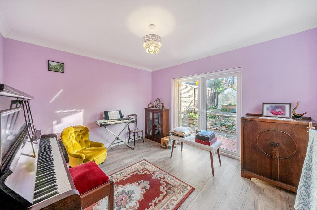 Family/4th Bedroom