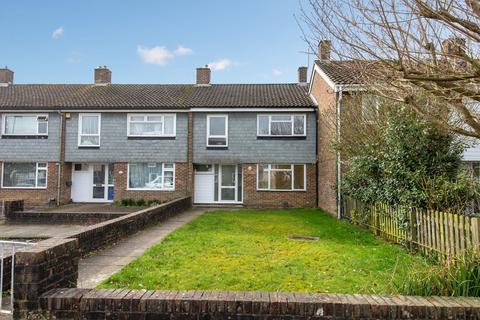 undefined, Savernake Walk, Crawley RH10