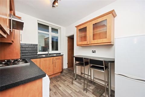 2 bedroom flat for sale, Southend Road, Gateshead NE9