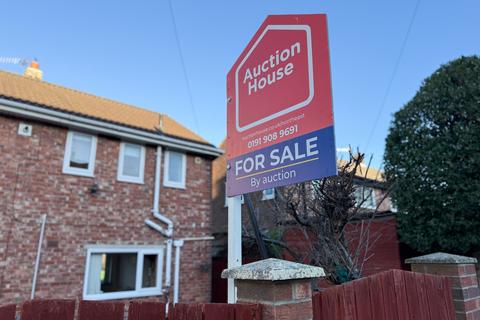 3 bedroom semi-detached house for sale, 4 Tyne View Gardens, Gateshead, Tyne and Wear NE10 0YP