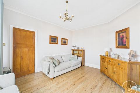 3 bedroom semi-detached house for sale, Oak Road, Leeds