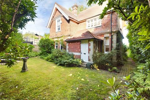 undefined, Wych Cross, East Sussex RH18