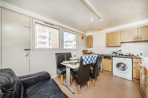 undefined, Byng Street, London E14