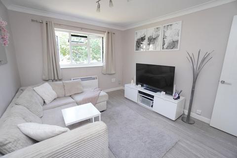 1 bedroom flat for sale, Old Coach Drive, High Wycombe HP11