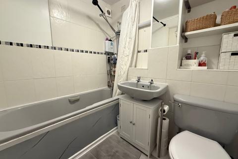 1 bedroom flat for sale, Old Coach Drive, High Wycombe HP11