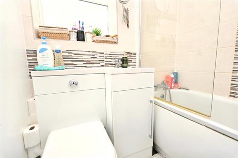 1 bedroom flat for sale, Langney Road, Eastbourne