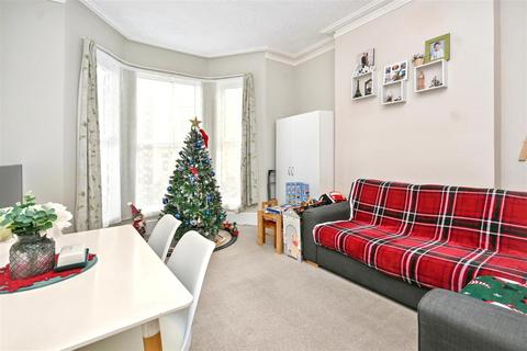 1 bedroom flat for sale, Langney Road, Eastbourne