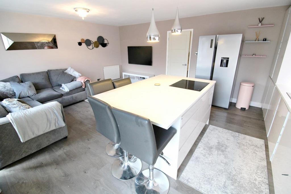 Lounge Kitchen