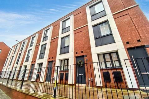 3 bedroom townhouse for sale, Elisabeth Gardens, Stockport