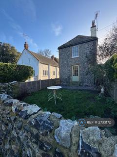 3 bedroom detached house to rent, Trinity Square, Broadstairs, CT10