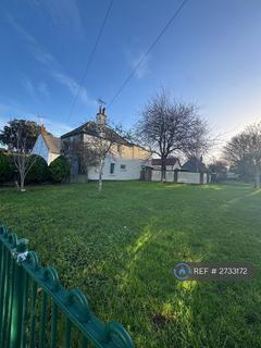 3 bedroom detached house to rent, Trinity Square, Broadstairs, CT10