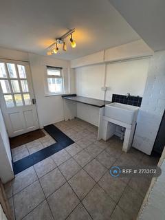3 bedroom detached house to rent, Trinity Square, Broadstairs, CT10