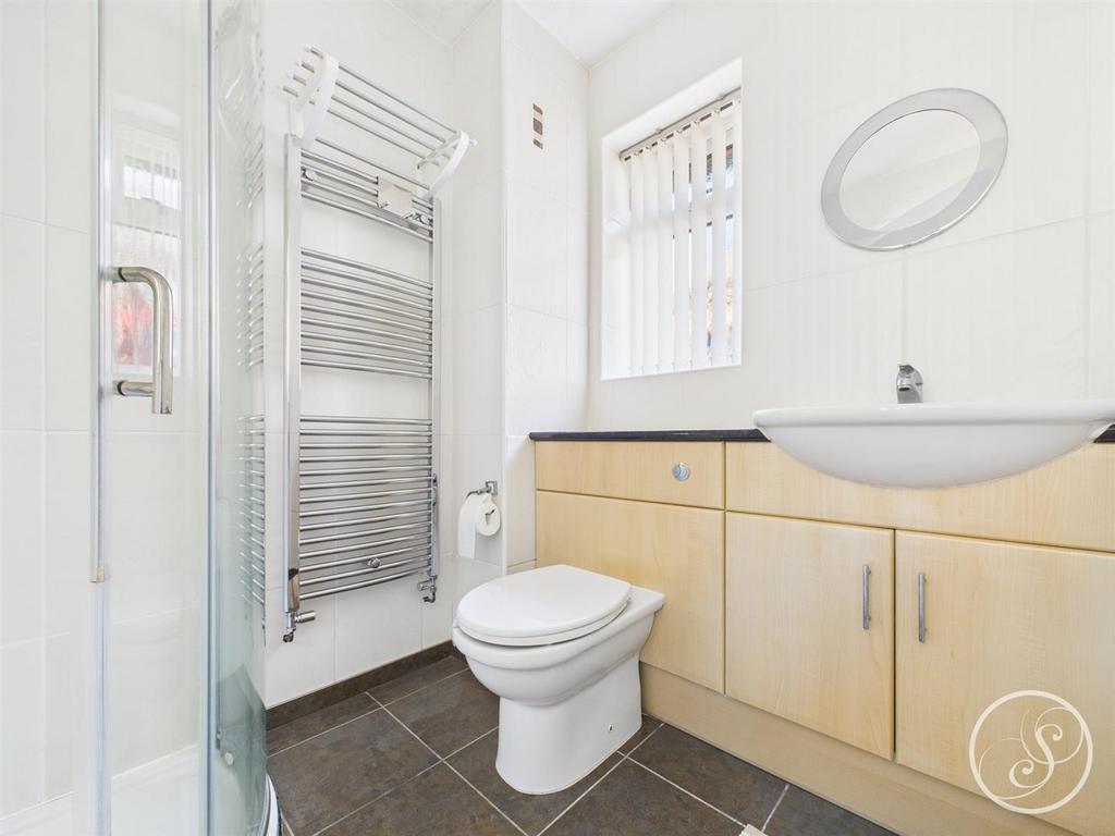 Ensuite
