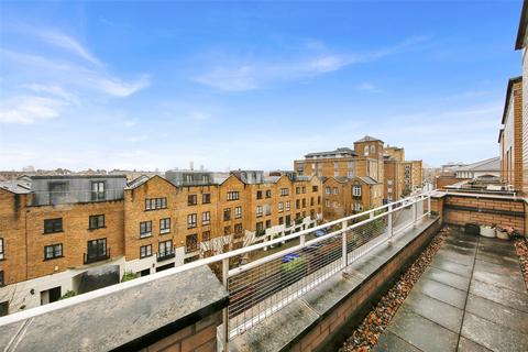 1 bedroom apartment for sale, The Watergarden, E14