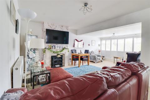 undefined, Westwood Gardens, Benfleet SS7