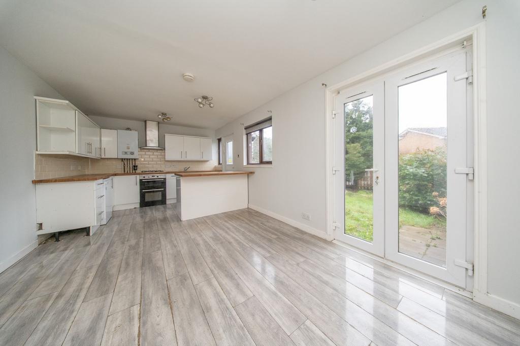 Kitchen/Dining