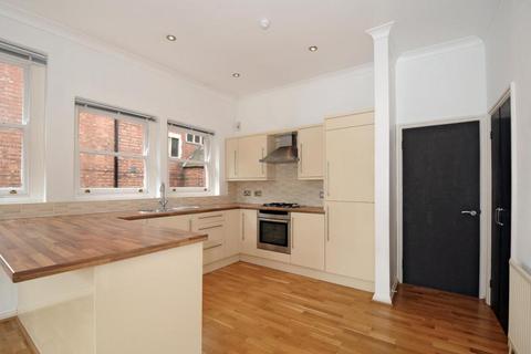 2 bedroom flat for sale, Fitzjohns Avenue,  Hampstead,  NW3,  NW3