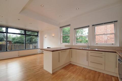 2 bedroom flat for sale, Fitzjohns Avenue,  Hampstead,  NW3,  NW3
