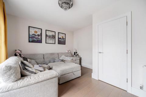 4 bedroom semi-detached house for sale, Green Park Village,  Berkshire,  RG2