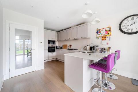 4 bedroom semi-detached house for sale, Green Park Village,  Berkshire,  RG2