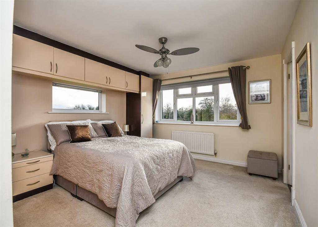 103 Six Ashes Road-bed1.jpg