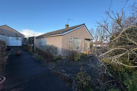 2 bedroom detached bungalow for sale, 2 Sladeburn Drive, Northallerton