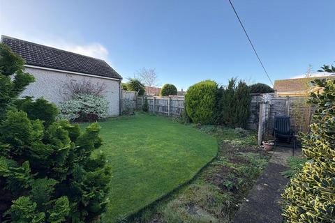 2 bedroom detached bungalow for sale, 2 Sladeburn Drive, Northallerton