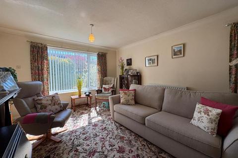 2 bedroom detached bungalow for sale, 2 Sladeburn Drive, Northallerton