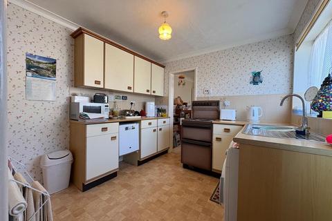 2 bedroom detached bungalow for sale, 2 Sladeburn Drive, Northallerton
