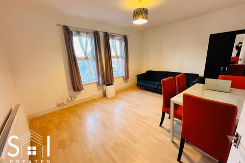 1 bedroom flat to rent, New Road, Bedfont, Feltham, TW14 8HW