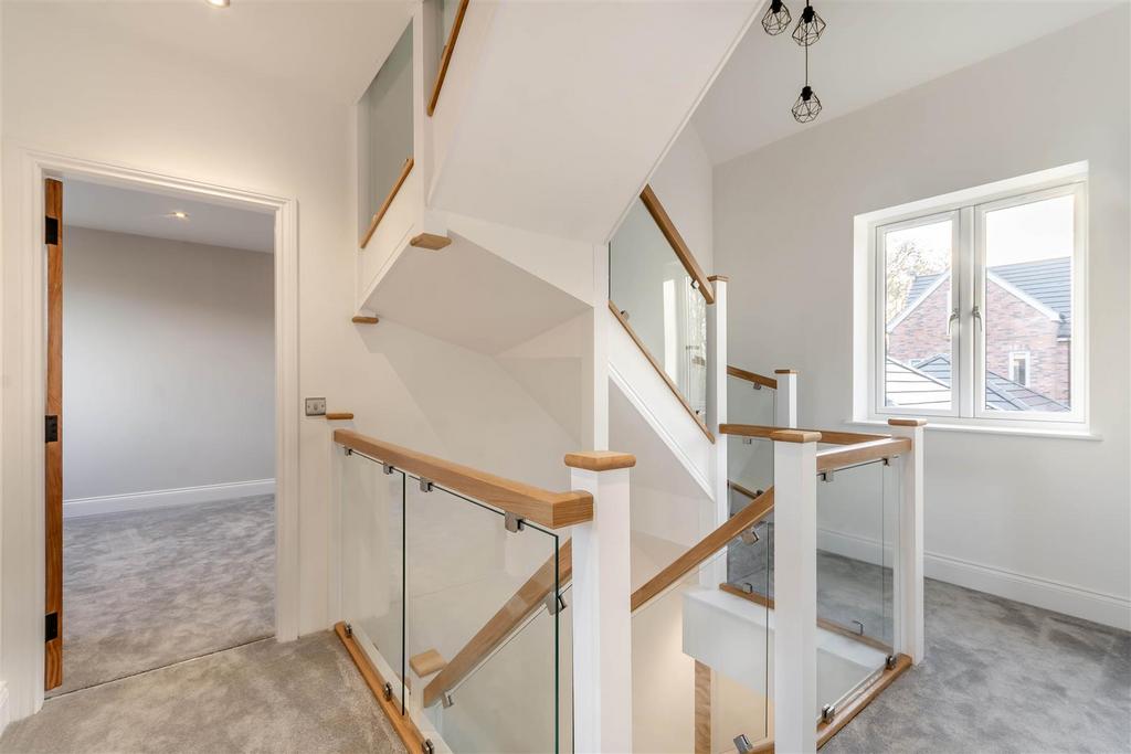 8672135-interior10.jpg