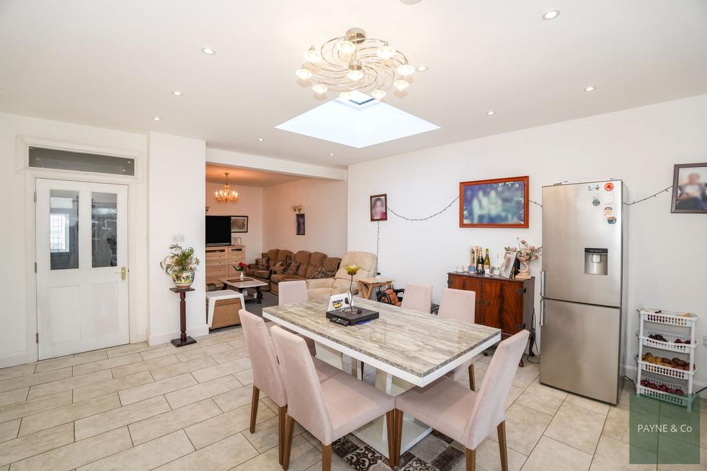 Kitchen/Diner/Lounge
