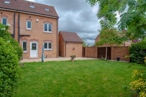 undefined, Thornbridge Close, Rushden