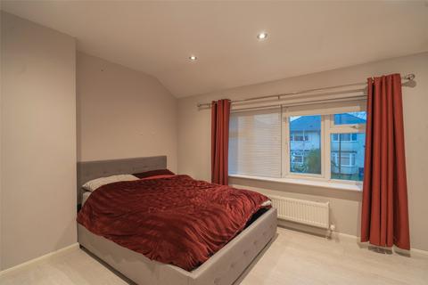 2 bedroom end of terrace house to rent, The Garth, Birmingham B14