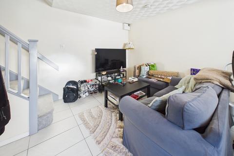 undefined, Dryden Close, PO16