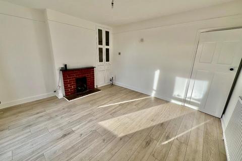 2 bedroom end of terrace house for sale, Harrington Road, Desborough, Kettering