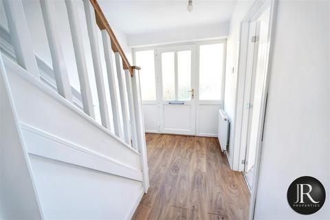 3 bedroom semi-detached house for sale, Woodshoot Avenue, Rugeley WS15