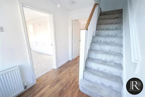 3 bedroom semi-detached house for sale, Woodshoot Avenue, Rugeley WS15