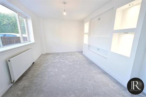 3 bedroom semi-detached house for sale, Woodshoot Avenue, Rugeley WS15