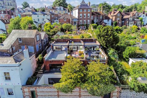 3 bedroom terraced house for sale, Tarrant Street, Arundel