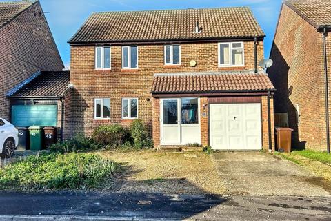 5 bedroom link detached house for sale, Badger Farm