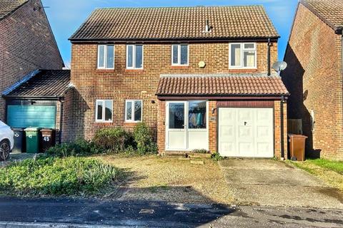 5 bedroom link detached house for sale, Badger Farm