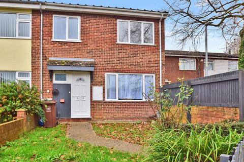 3 bedroom end of terrace house for sale, Avocet Walk, Lordswood, Chatham, ME5
