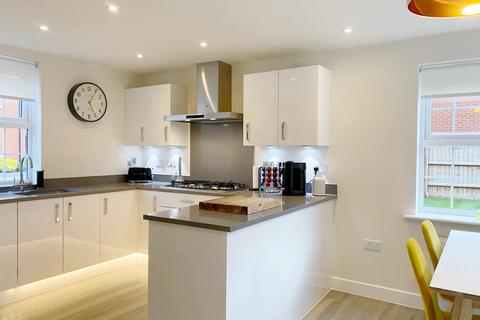 4 bedroom detached house for sale, Mayflower Lane, Biggleswade, SG18